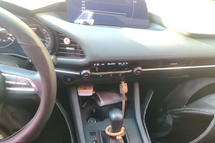 马自达3 昂克赛拉 2020款 2.0L 自动质炫版中控内饰16