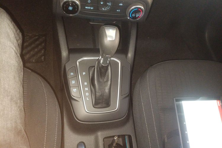 福特 福克斯 2020款 两厢 1.5L 自动锋跃型局部细节18