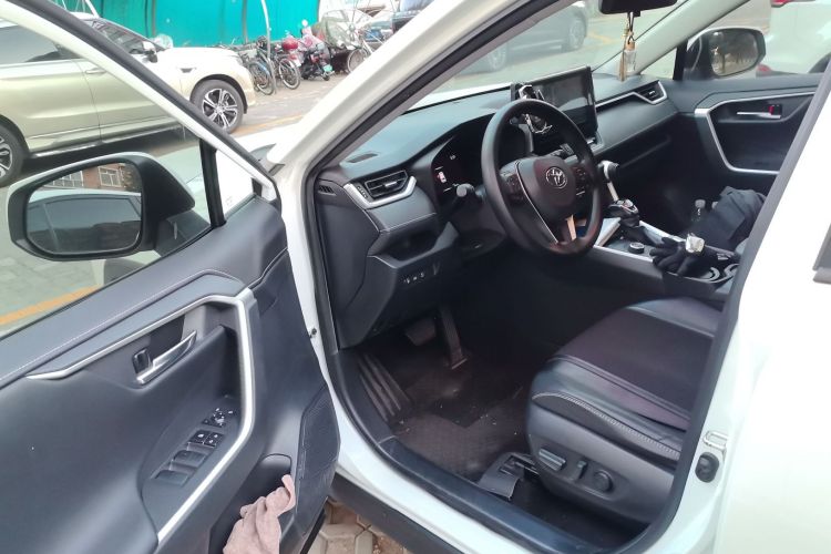 丰田 RAV4荣放 2021款 双擎 2.5L E-CVT四驱精英PLUS版中控内饰20