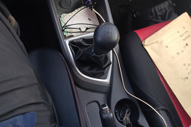 长安凯程 2017款 1.5L欧诺S舒适型EA15-AB中控内饰18