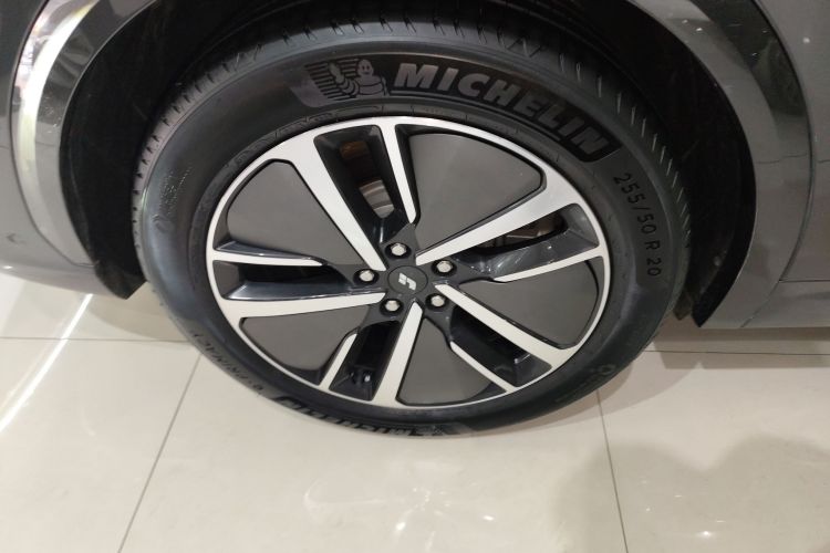 理想汽车 理想L7 2024款 MAX车身外观6008