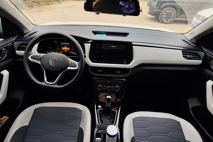 大众 途岳 2025款 新锐 1.5L 锐意版中控内饰12