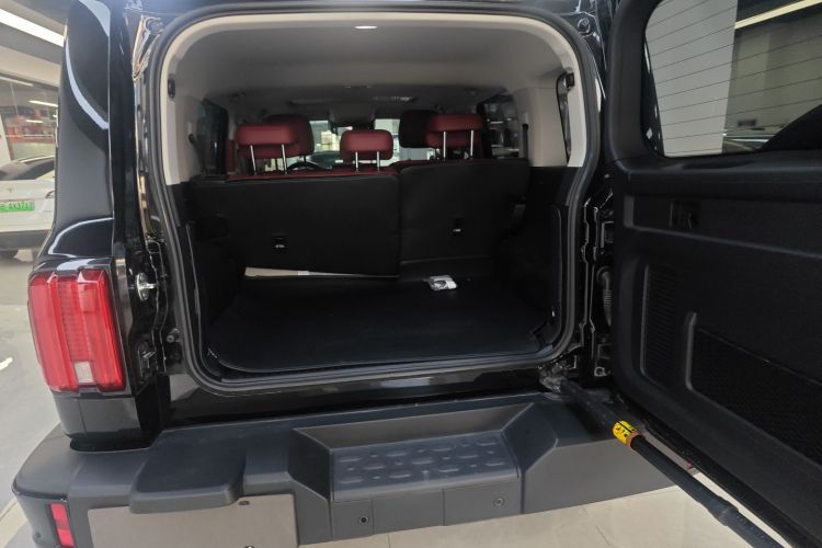 坦克300 2025款 2.0T 征服者局部细节23