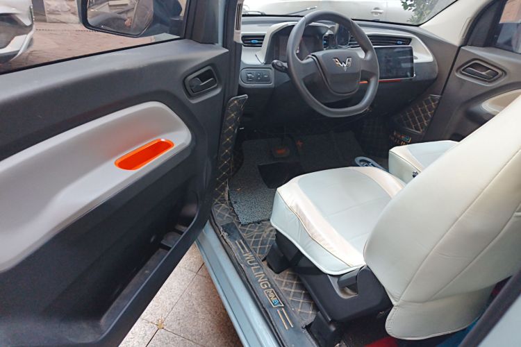 五菱汽车 宏光MINIEV 2020款 自在款 磷酸铁锂中控内饰7003