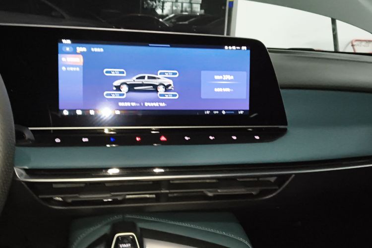 名爵 MG7 2023款 2.0T 自动猎美奢享版中控内饰16