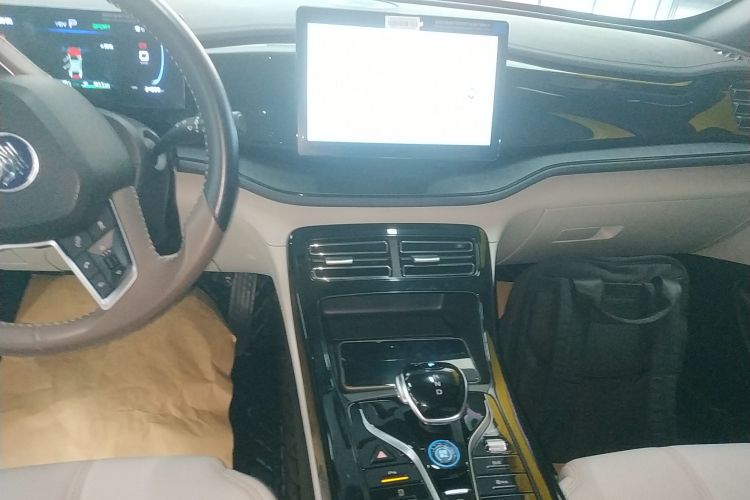 比亚迪 秦PLUS 2024款 荣耀版 DM-i 55KM领先型局部细节16