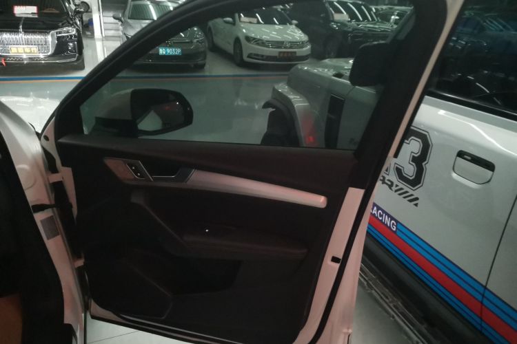 奥迪Q5L 2020款 改款 40 TFSI 荣享时尚型中控内饰42