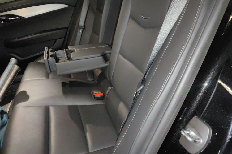 凯迪拉克ATS-L 2017款 28T 时尚型中控内饰7004