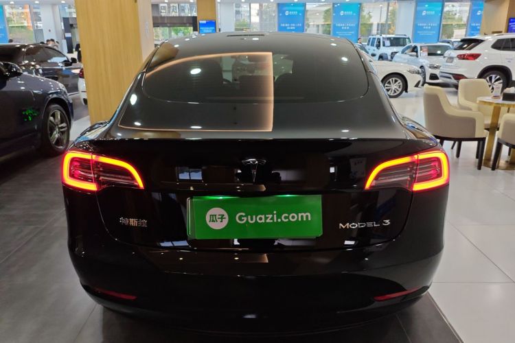 特斯拉 Model 3 2022款 后轮驱动版车身外观6004