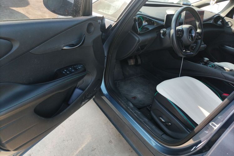 比亚迪 海豚 2024款 荣耀版 420km 时尚版中控内饰7003