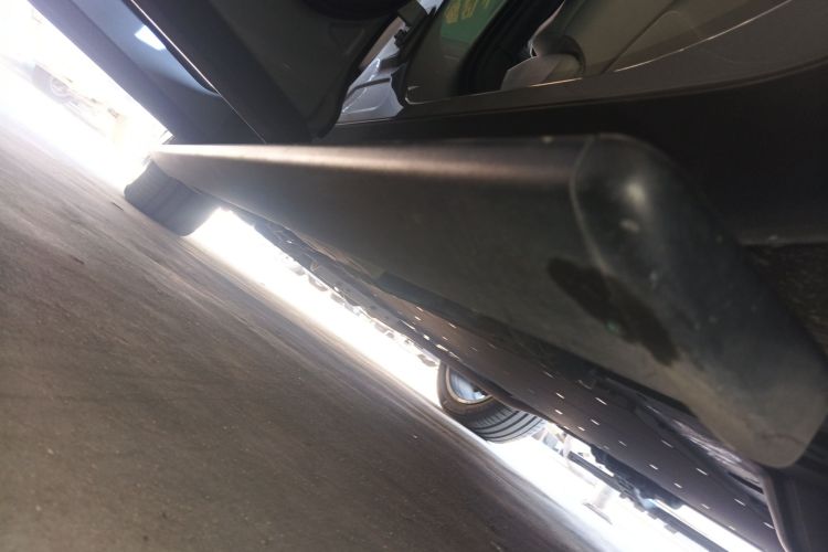 理想汽车 理想L9 2022款 Max局部细节9002