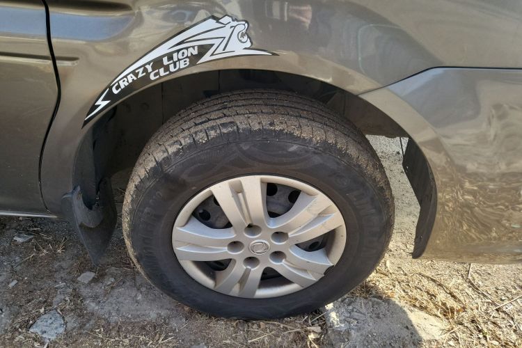 东风风行 菱智 2015款 M5 Q7 2.0L 9座长轴舒适型车身外观10