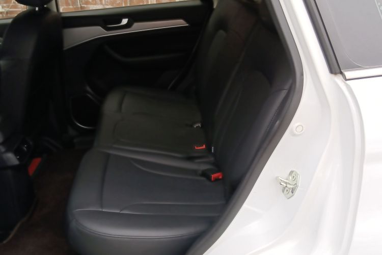 哈弗H6 2019款 运动版 1.5T 自动两驱精英型 国VI中控内饰7004