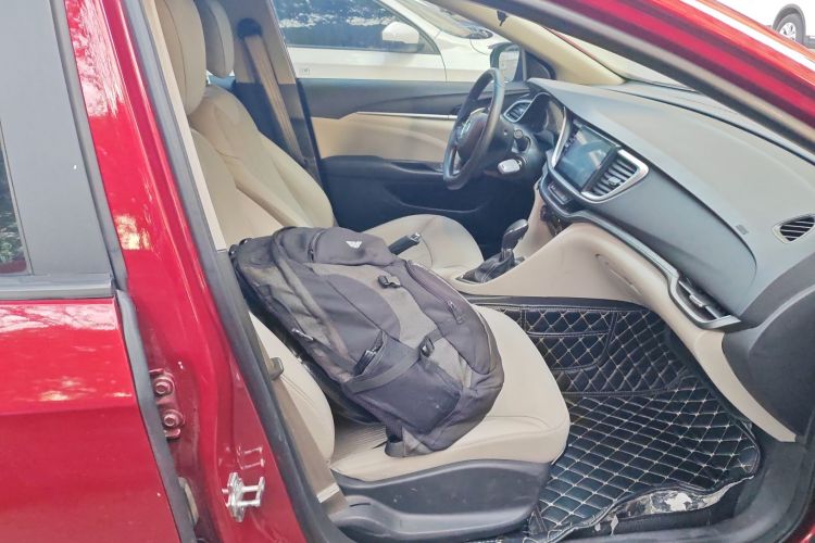 别克 英朗 2017款 15N 自动精英型局部细节41