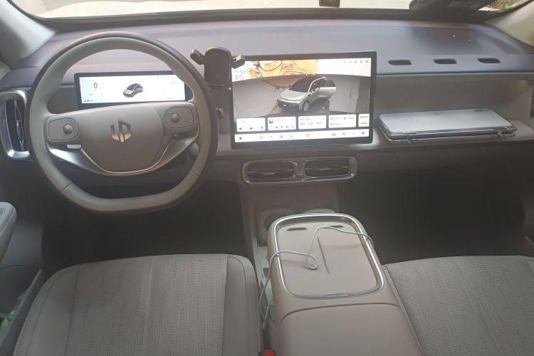 零跑汽车 零跑B10 2025款 510悦享版中控内饰7002