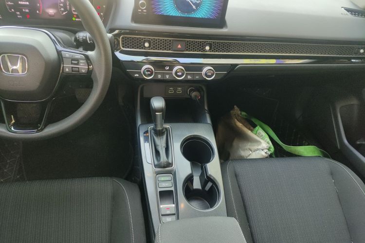 本田 思域 2022款 240TURBO CVT劲动版中控内饰18