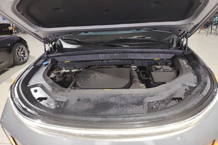 理想汽车 理想L9 2022款 Max机舱底盘24