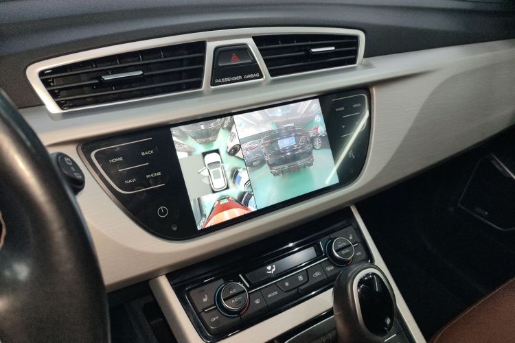 吉利汽车 博越 2018款 1.8TD 自动两驱智尊型4G互联版中控内饰16