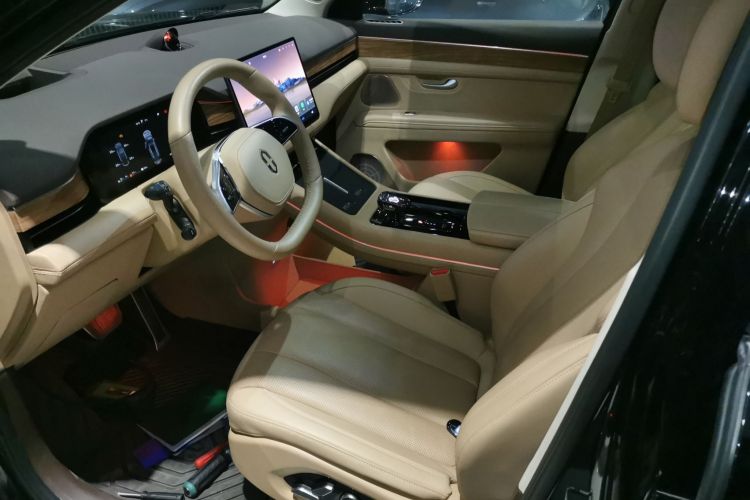 鸿蒙智行 问界M7 2024款 1.5T 智驾四驱Ultra版 5座局部细节19