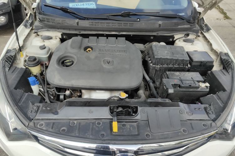 长安 逸动 2016款 XT 1.6L 自动俊酷型机舱底盘24