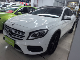 奔驰GLA 2019款 GLA 200 时尚型