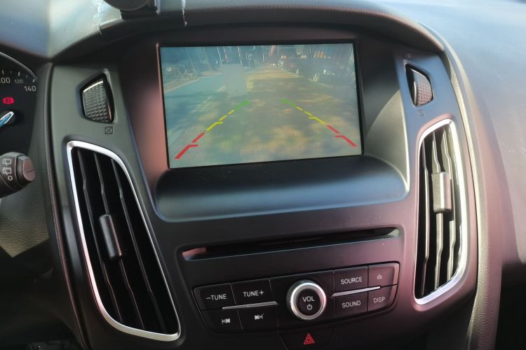 福特 福克斯 2015款 两厢 EcoBoost 180 自动精英型局部细节16