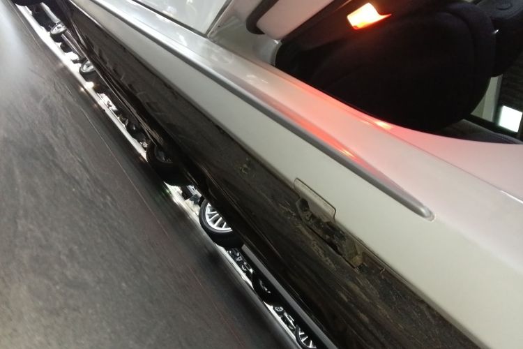 奔驰C级 2020款 改款 C 200 L 时尚型运动版局部细节9002