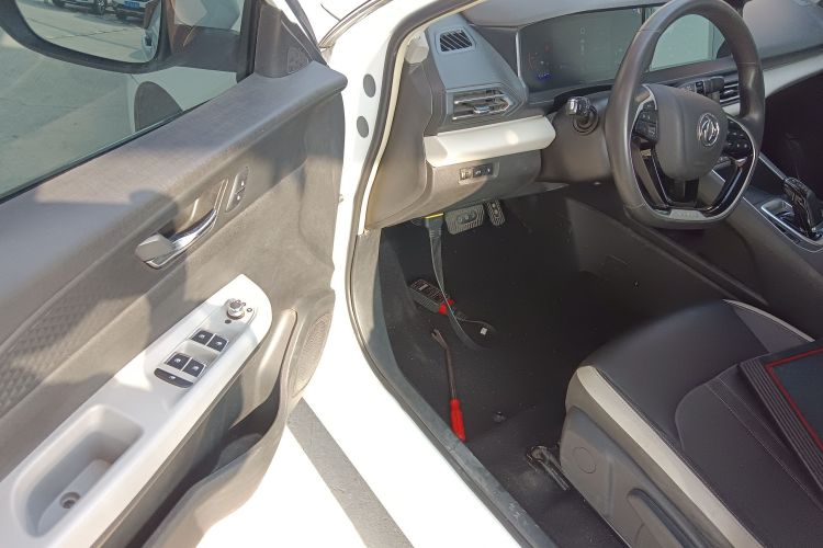 东风风神E70 2023款 500 智行版 磷酸铁锂 48.6kWh 120kW中控内饰7003