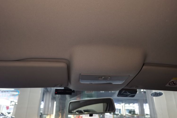 大众 Polo 2016款 1.4L 自动风尚型中控内饰22