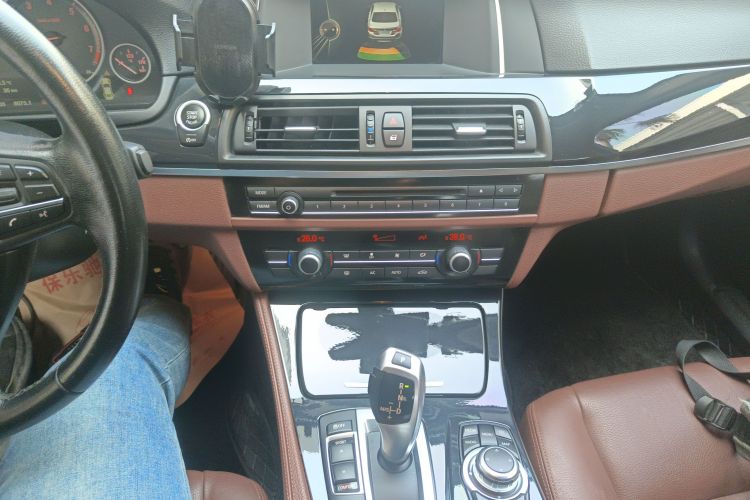 宝马5系 2014款 520Li 典雅型局部细节18