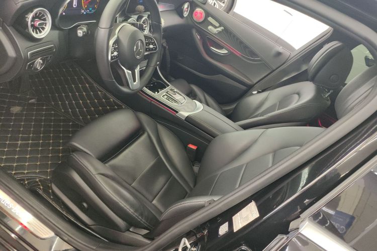 奔驰C级 2019款 改款 C 260 L 运动版中控内饰19