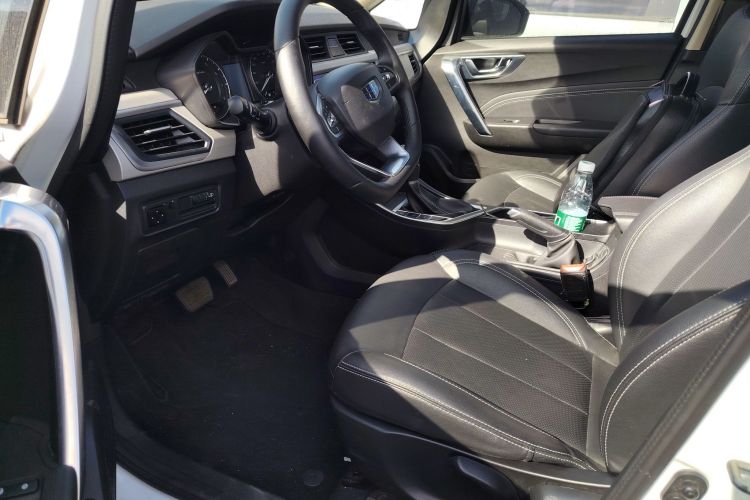 吉利汽车 远景X3 2020款 1.5L CVT尊贵型局部细节19