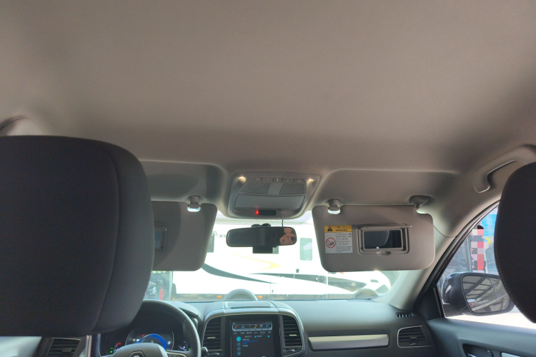 雷诺 科雷傲 2017款 2.0L 两驱舒适版中控内饰22