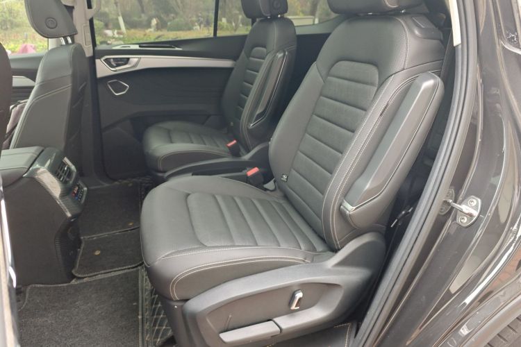 大众 揽境 2022款 380TSI 四驱豪华佳境版Pro 6座中控内饰7004