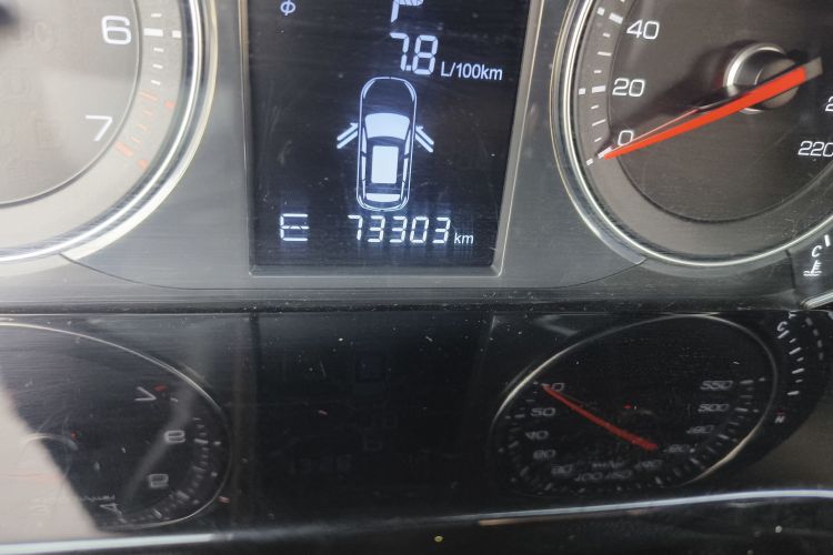 众泰T600 Coupe 2017款 1.5T 自动尊贵型中控内饰15