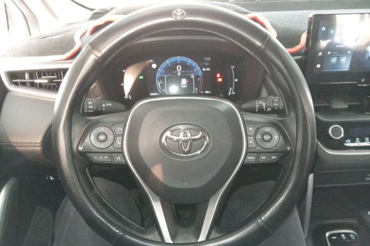 丰田 锋兰达 2023款 2.0L CVT领先版中控内饰13