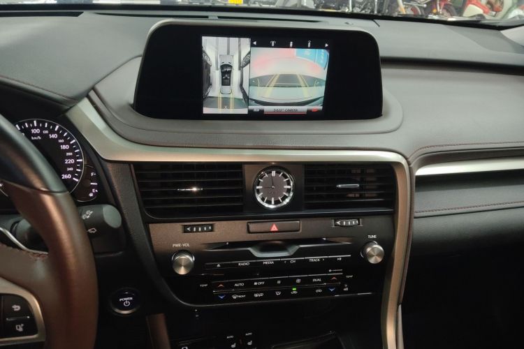 雷克萨斯RX 2020款 改款 450h 四驱典雅版中控内饰16