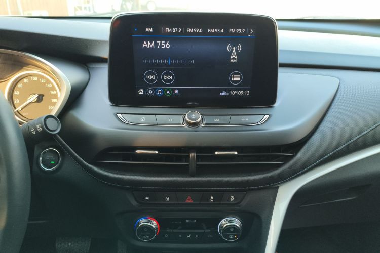 别克 昂科拉 2020款 20T CVT精英型中控内饰16