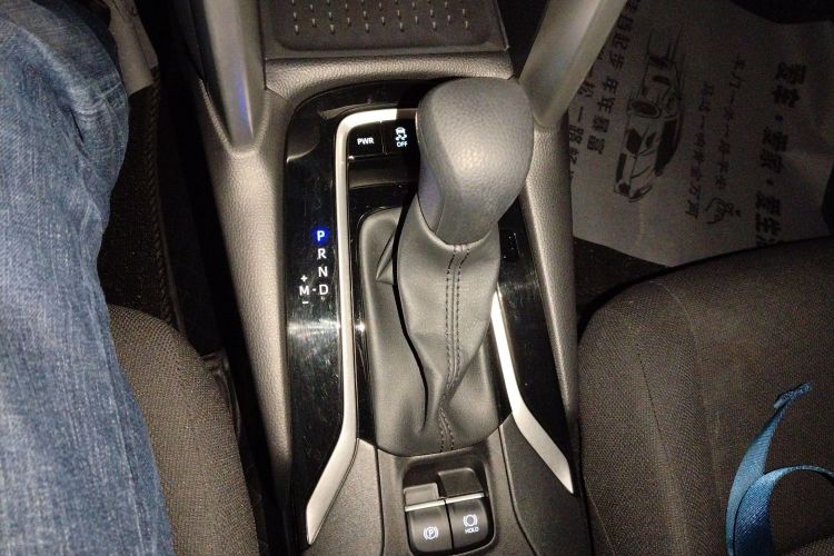 丰田 锋兰达 2023款 2.0L CVT精英版中控内饰18