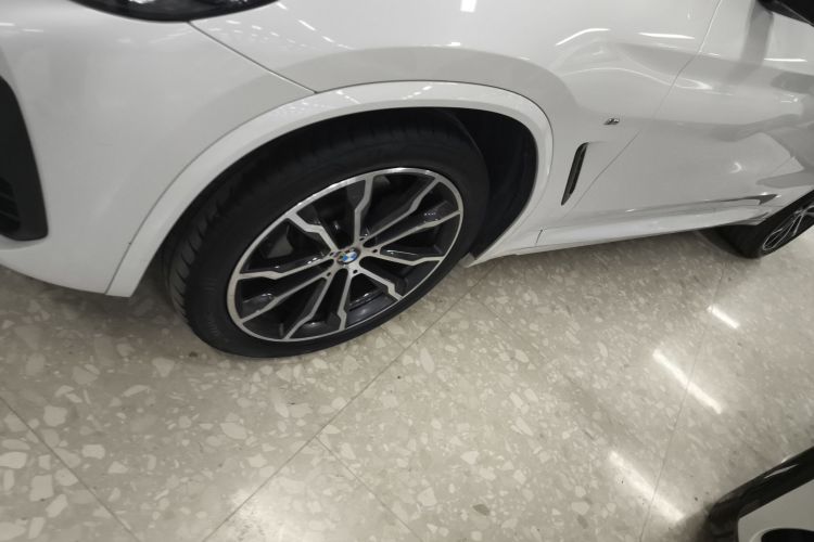 宝马X3 2022款 xDrive30i 领先型 M曜夜套装车身外观6007