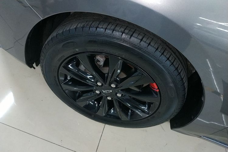 雪佛兰 科鲁泽 2019款 Redline 320T 双离合欢快版 国VI车身外观6007