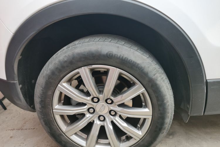 凯迪拉克XT4 2020款 28T 两驱领先型车身外观6008