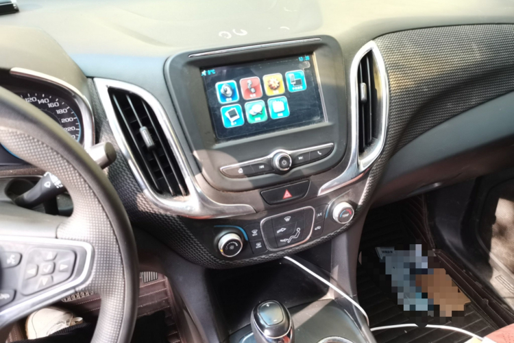 雪佛兰 探界者 2018款 535T 自动领界版中控内饰16