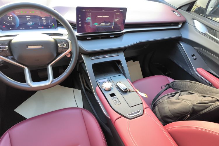 哈弗H6 2022款 第三代 1.5T 自动两驱Max中控内饰18