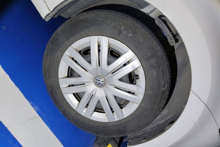 大众 Polo 2016款 1.4L 自动风尚型车身外观10