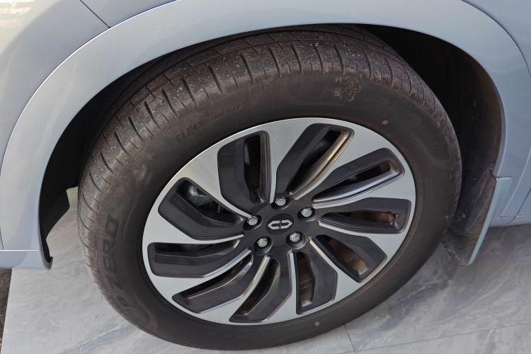 鸿蒙智行 问界M7 2024款 1.5T 智驾后驱Max版 5座车身外观6007