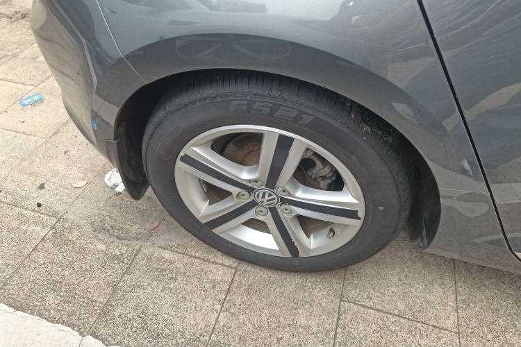 大众 高尔夫 2014款 1.4TSI 自动舒适型车身外观56