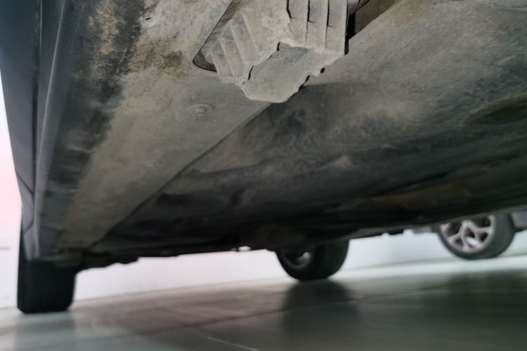 宝马X1 2019款 sDrive20Li 领先型机舱底盘29