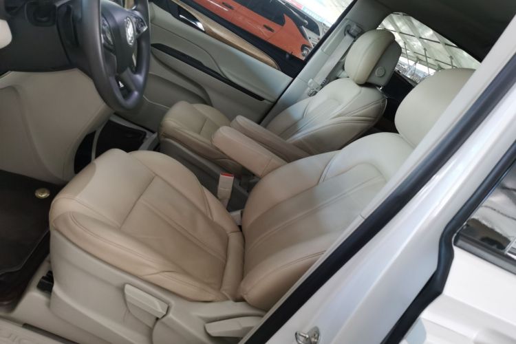 别克GL8 2017款 ES 28T 舒适型 国V局部细节19