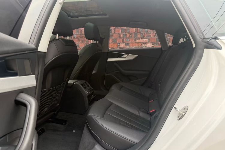 奥迪A5 2017款 Sportback 40 TFSI 时尚型中控内饰21